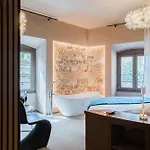 Hotel 163 Boutique