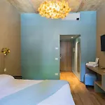 Hotel 163 Boutique