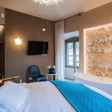 Hotel 163 Boutique *