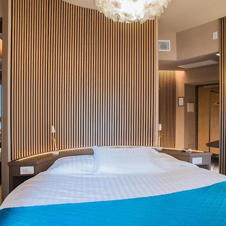 163 Boutique Hotel *