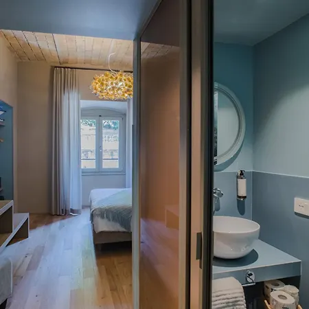 163 Boutique Отель *