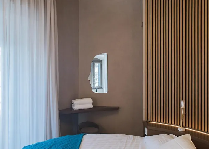 Hotel 163 Boutique *